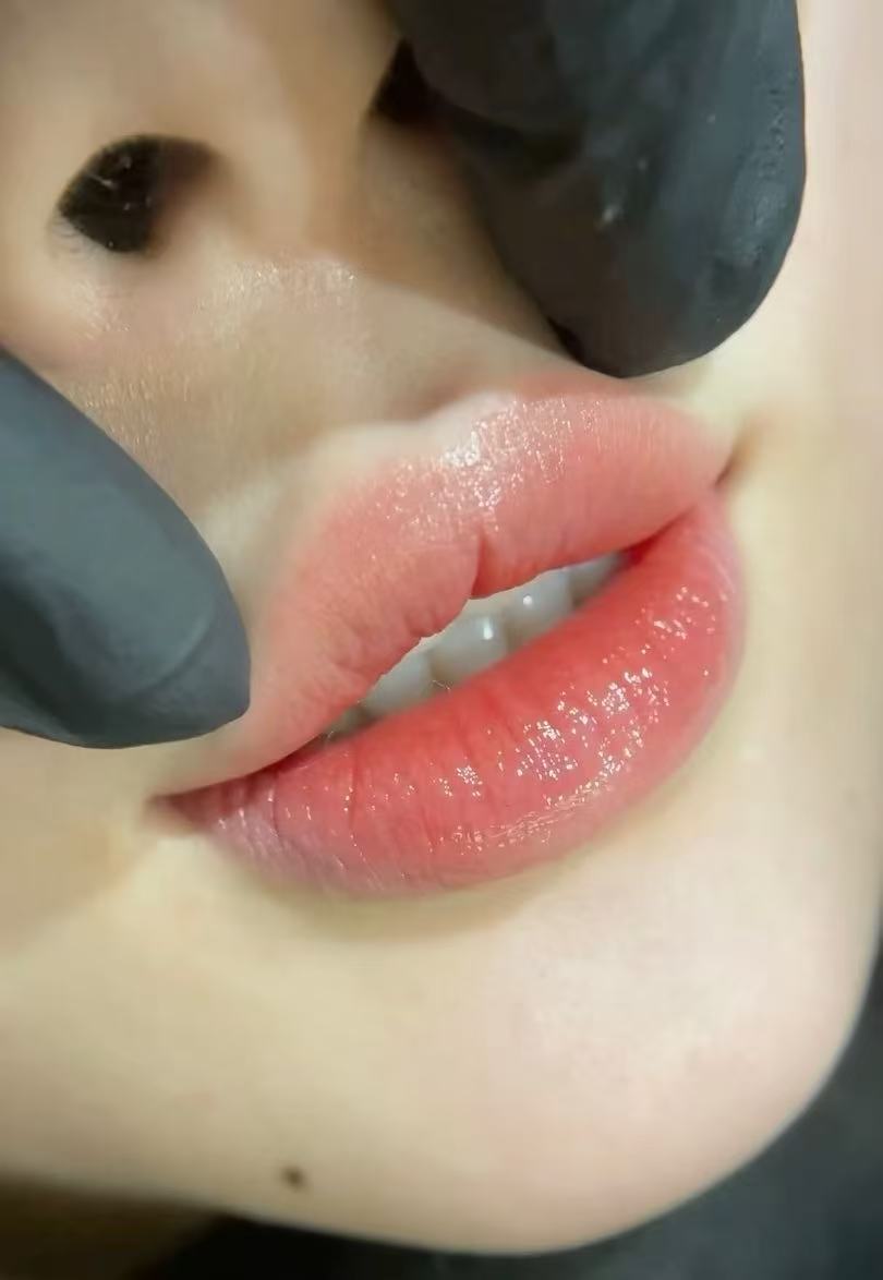 Lip Tattoo