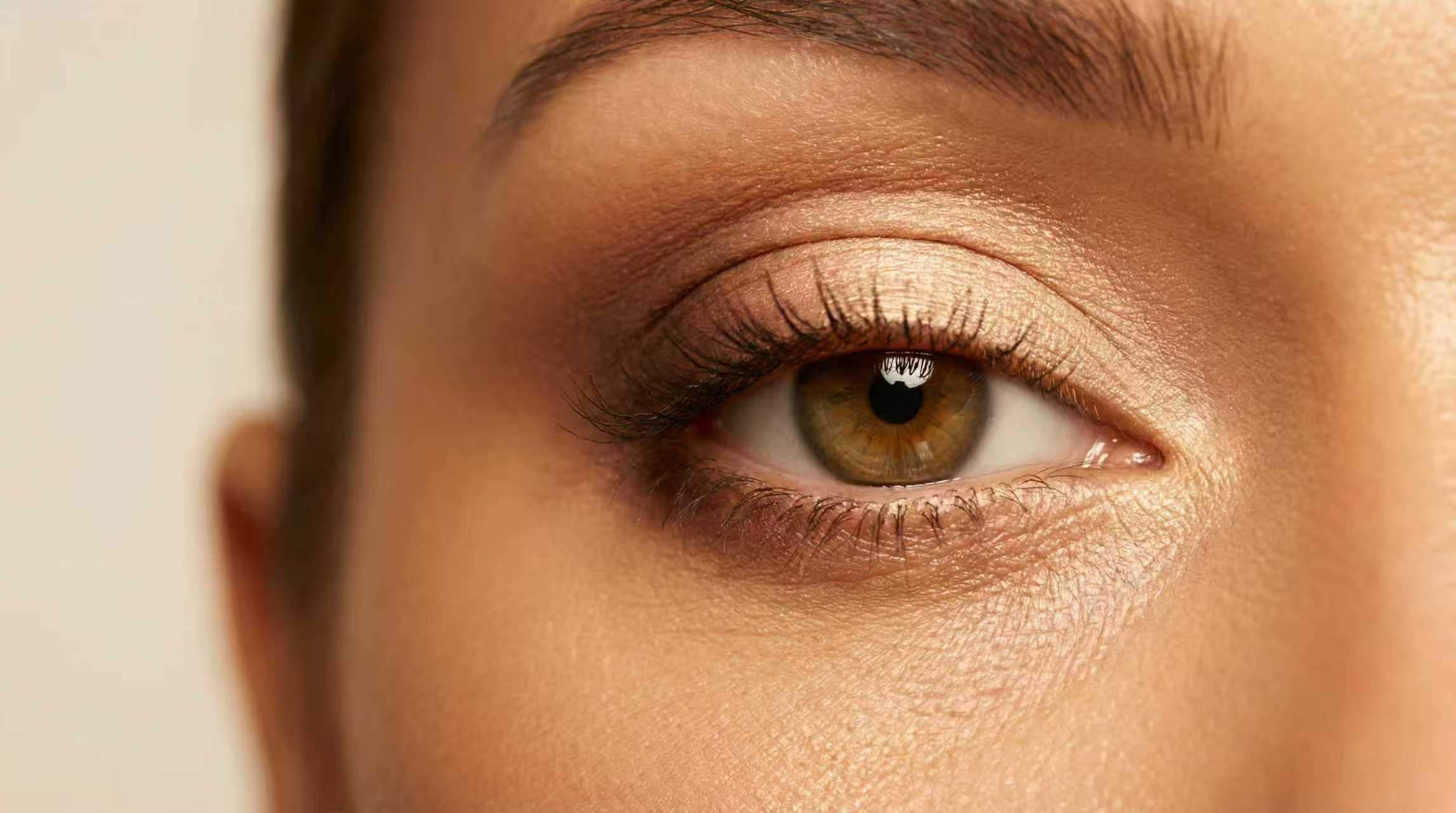 Eyeshadow Tattoo